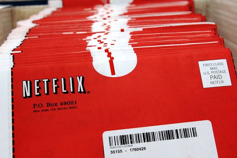 Netflix Generated 0 Million In Dvd Blu Ray Disc Rental Revenue Media Play News